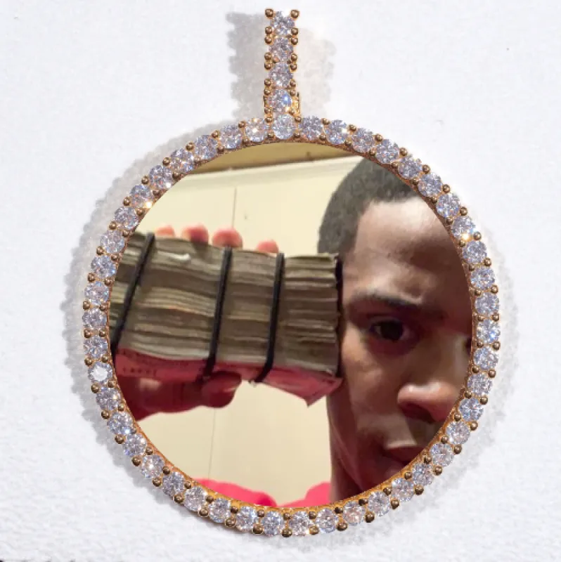 LARGE 3D CIRCLE CUSTOM PICTURE PENDANT made by The GUU Shop