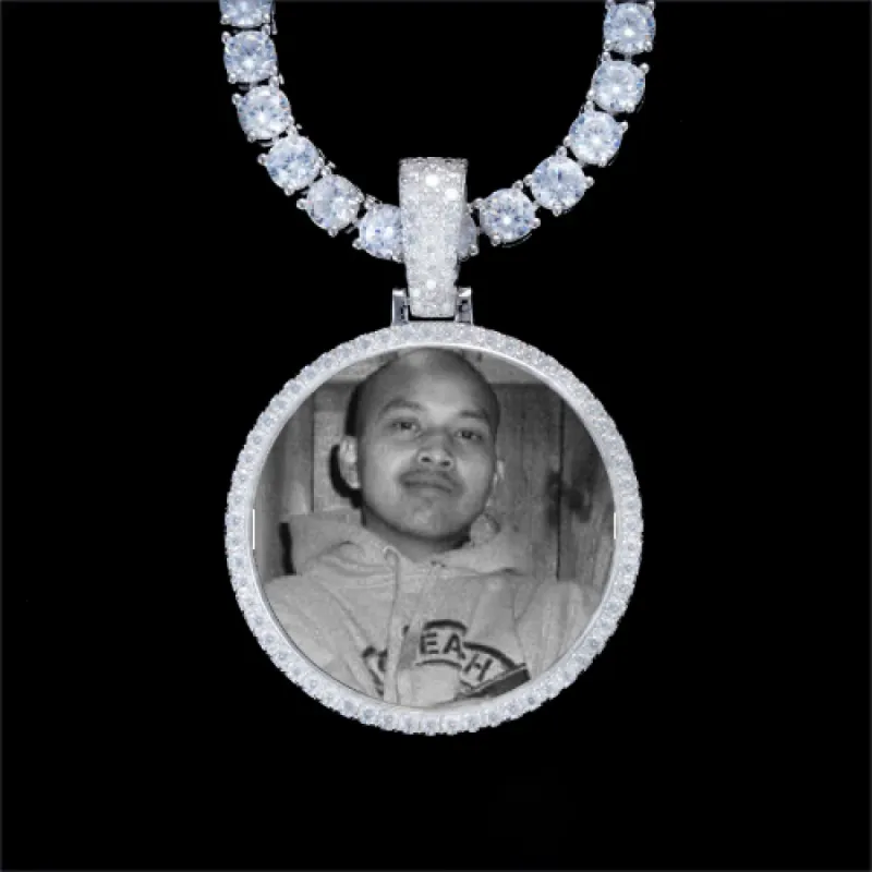 925S & VVS Moissanite 3D Circle Custom Picture Pendant sold by The GUU Shop