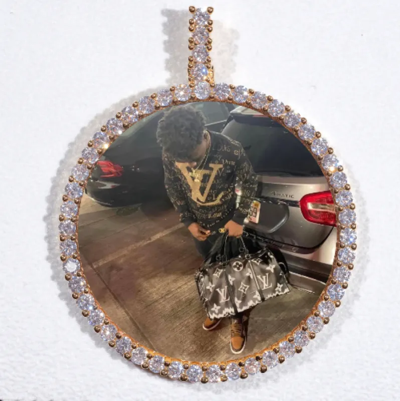 LARGE 3D CIRCLE CUSTOM PICTURE PENDANT made by The GUU Shop