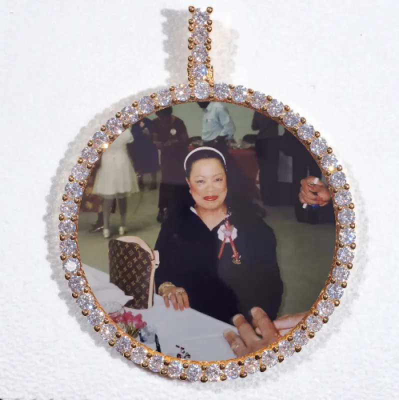 LARGE 3D CIRCLE CUSTOM PICTURE PENDANT sold by The GUU Shop