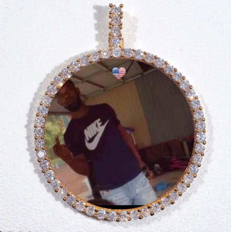 LARGE 3D CIRCLE CUSTOM PICTURE PENDANT made by The GUU Shop