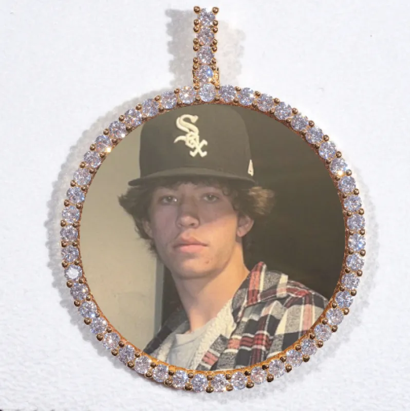 LARGE 3D CIRCLE CUSTOM PICTURE PENDANT made by The GUU Shop