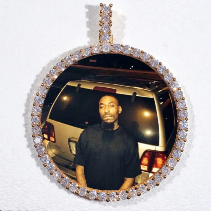 LARGE 3D CIRCLE CUSTOM PICTURE PENDANT made by The GUU Shop