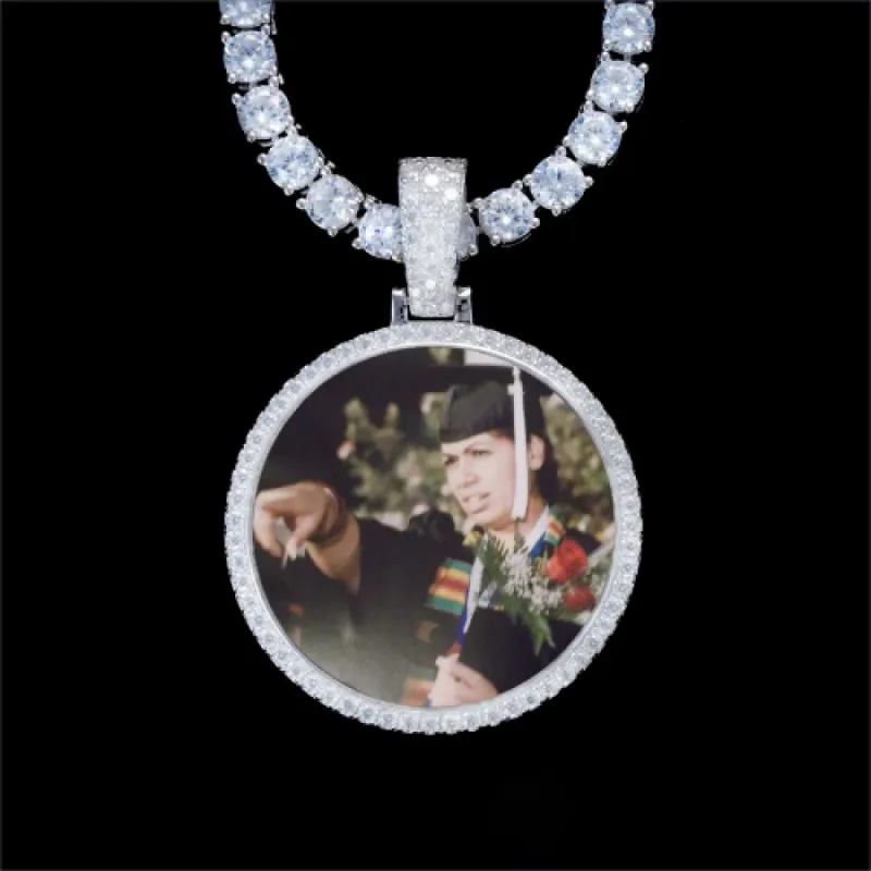 925S & VVS Moissanite 3D Circle Custom Picture Pendant made by The GUU Shop