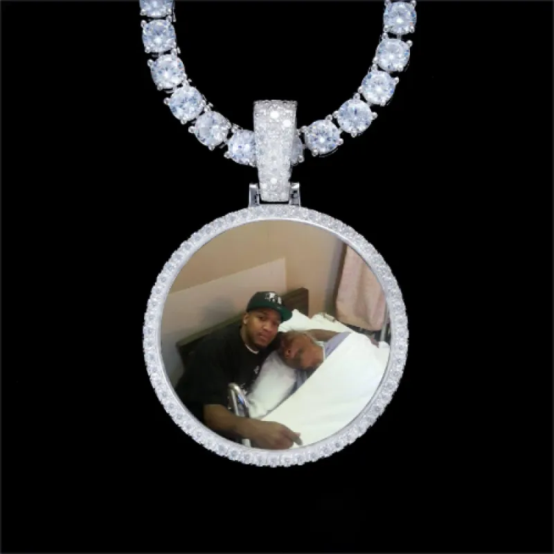 925S & VVS Moissanite 3D Circle Custom Picture Pendant made by The GUU Shop