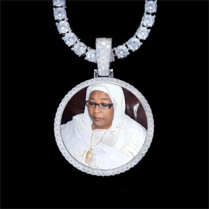 925S & VVS Moissanite 3D Circle Custom Picture Pendant sold by The GUU Shop