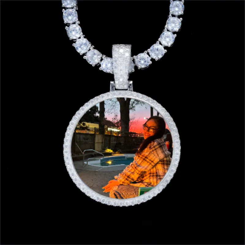 925S & VVS Moissanite 3D Circle Custom Picture Pendant made by The GUU Shop