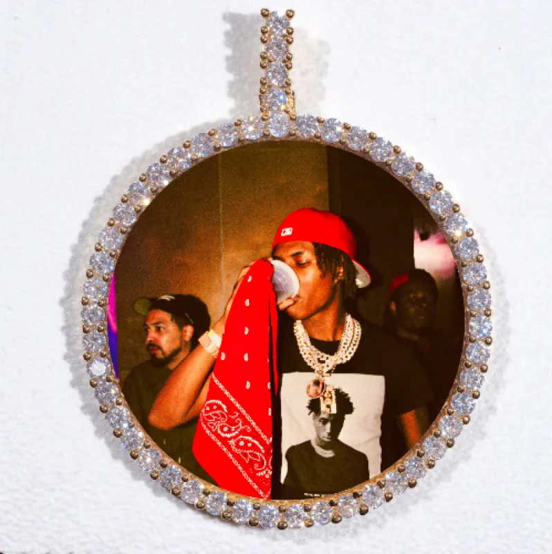 LARGE 3D CIRCLE CUSTOM PICTURE PENDANT made by The GUU Shop