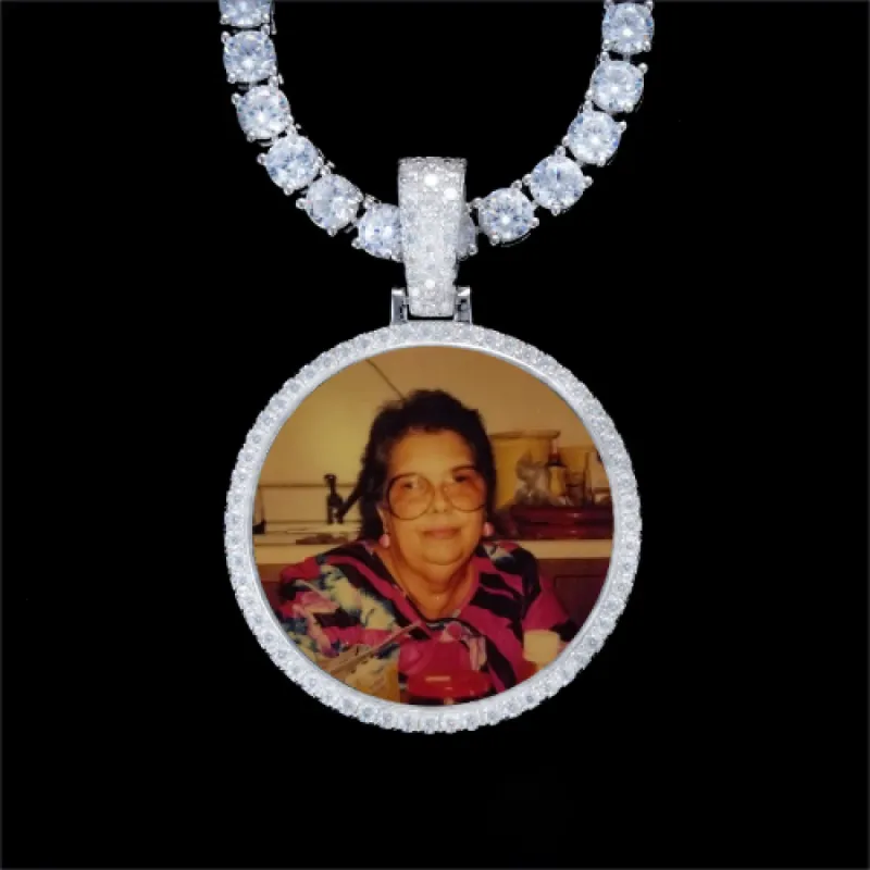 925S & VVS Moissanite 3D Circle Custom Picture Pendant sold by The GUU Shop