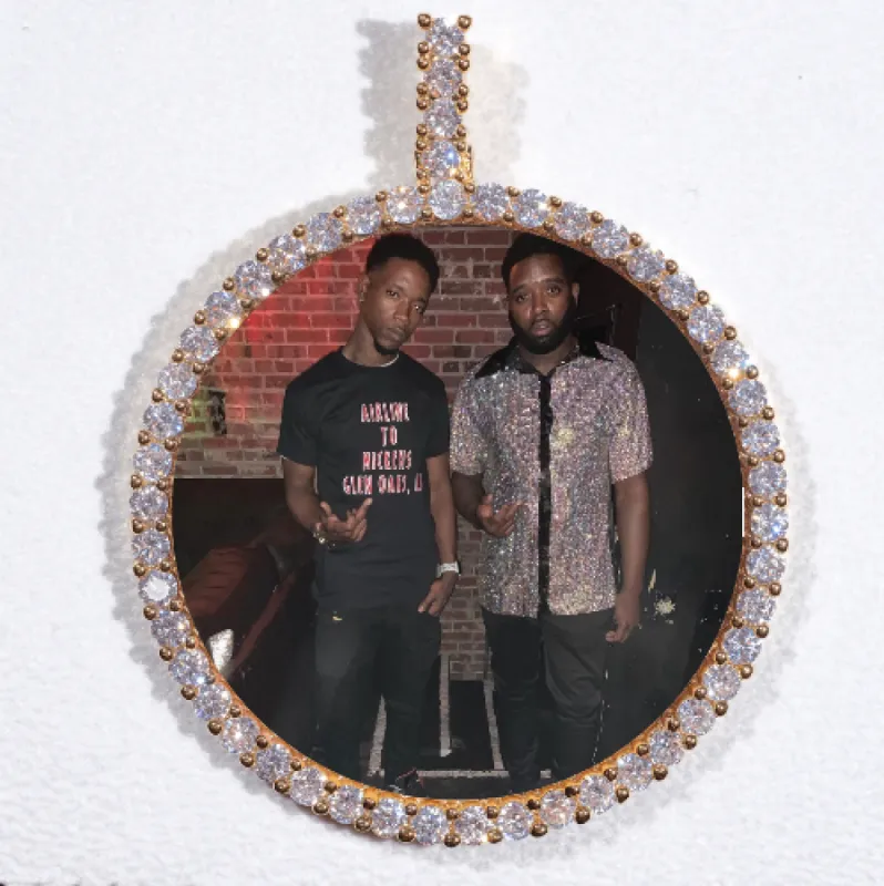 LARGE 3D CIRCLE CUSTOM PICTURE PENDANT made by The GUU Shop