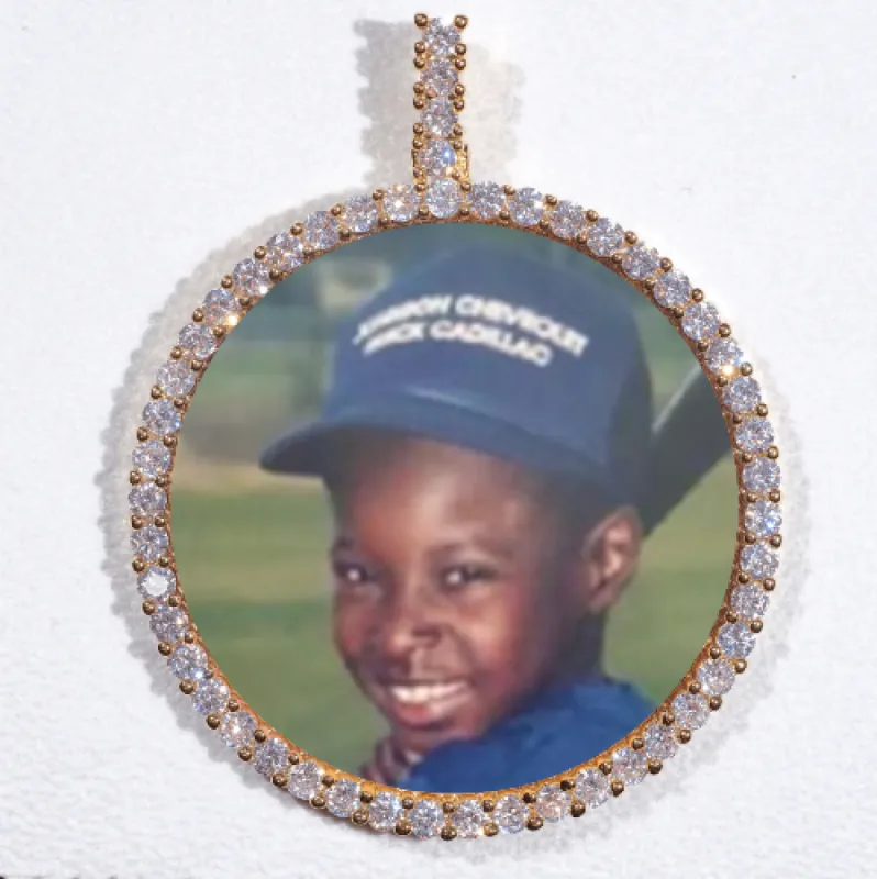 LARGE 3D CIRCLE CUSTOM PICTURE PENDANT made by The GUU Shop