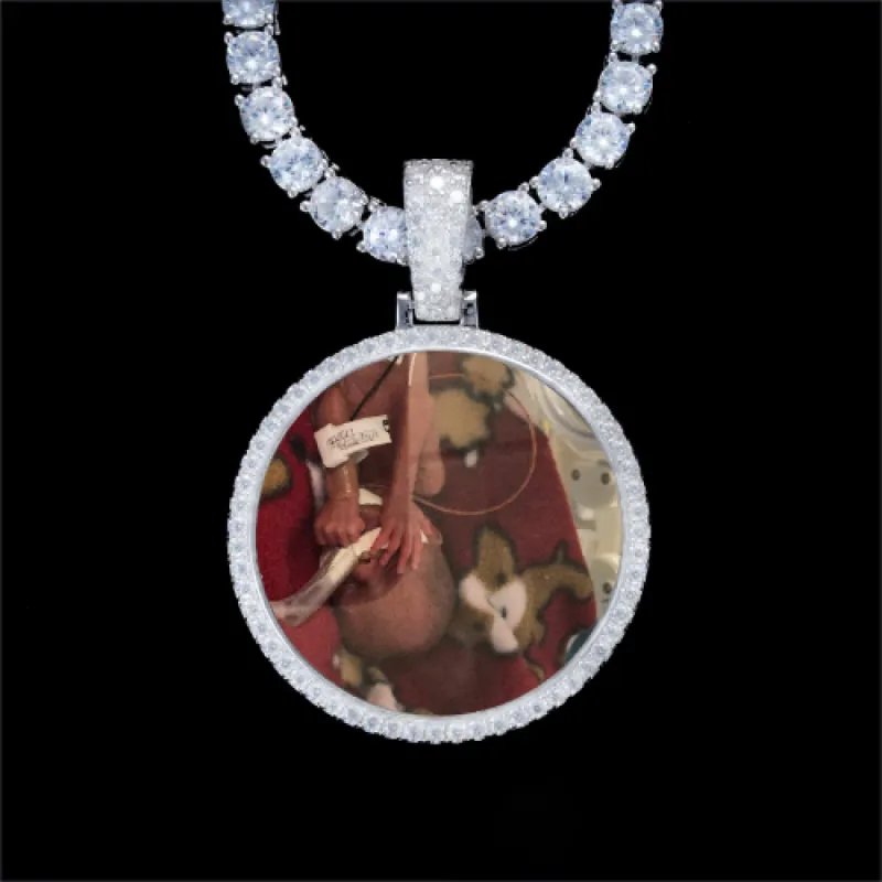 925S & VVS Moissanite 3D Circle Custom Picture Pendant sold by The GUU Shop