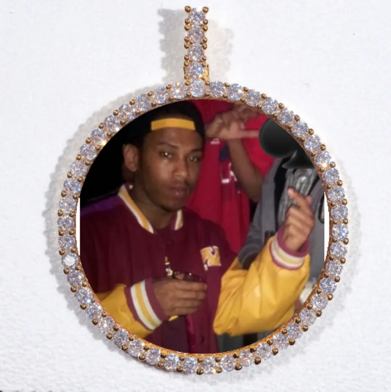 LARGE 3D CIRCLE CUSTOM PICTURE PENDANT made by The GUU Shop