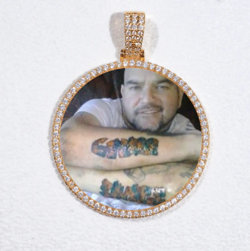 MEDIUM 3D CIRCLE CUSTOM PICTURE PENDANT made by The GUU Shop