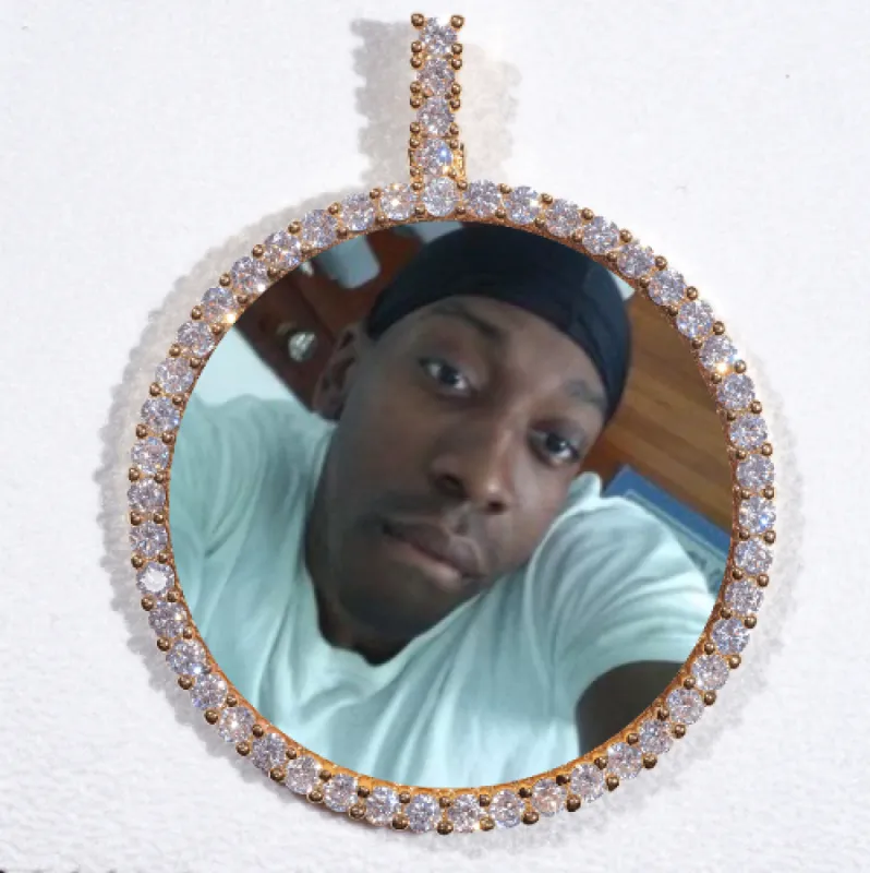 LARGE 3D CIRCLE CUSTOM PICTURE PENDANT made by The GUU Shop