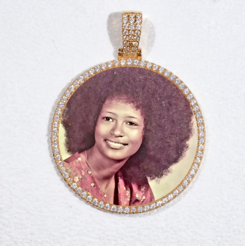 MEDIUM 3D CIRCLE CUSTOM PICTURE PENDANT sold by The GUU Shop