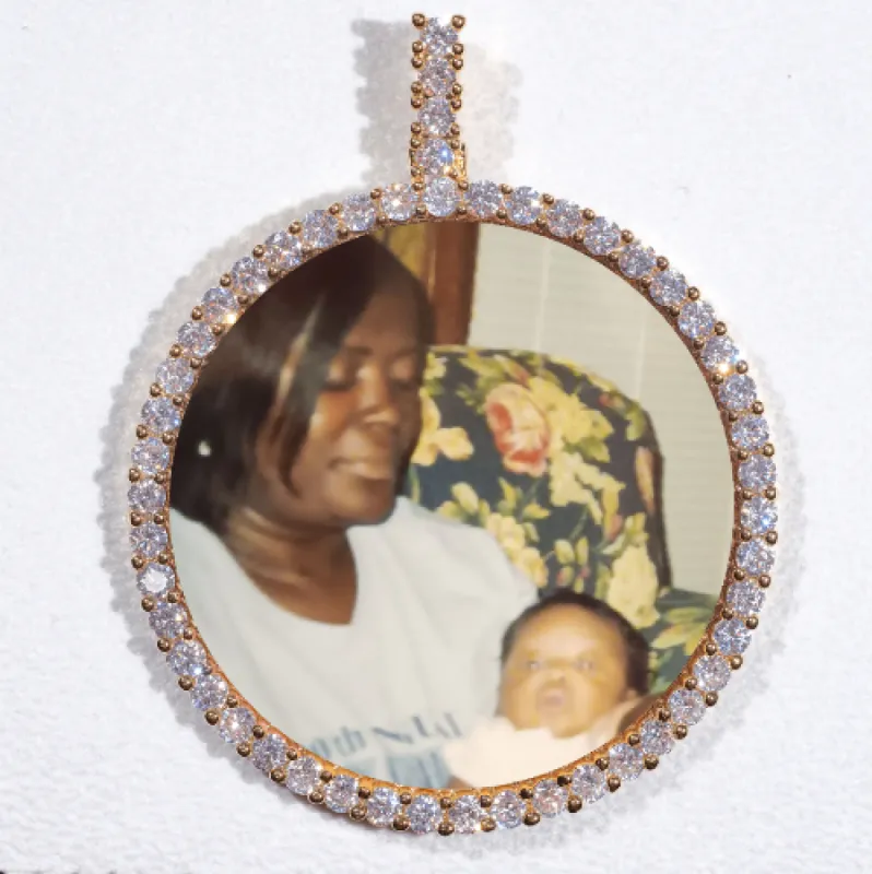 925S & VVS Moissanite 3D Circle Custom Picture Pendant sold by The GUU Shop