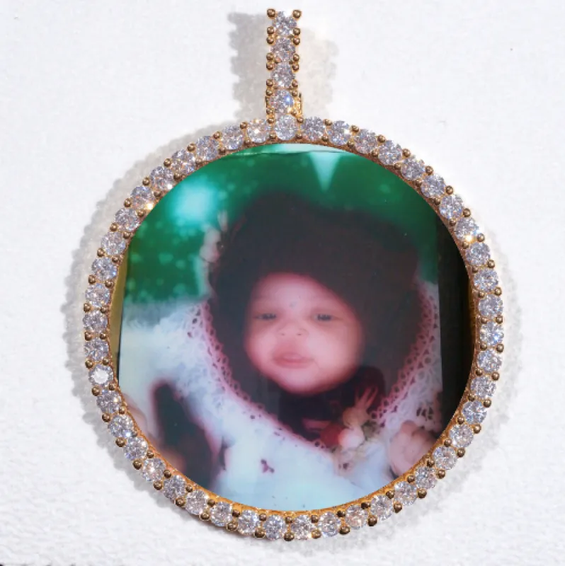 LARGE 3D CIRCLE CUSTOM PICTURE PENDANT made by The GUU Shop
