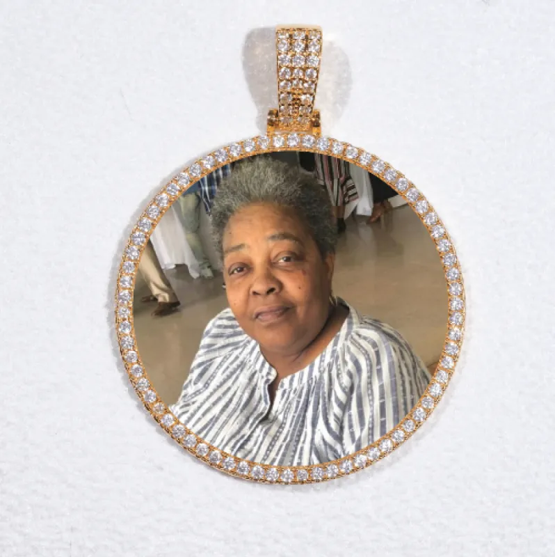 MEDIUM 3D CIRCLE CUSTOM PICTURE PENDANT sold by The GUU Shop