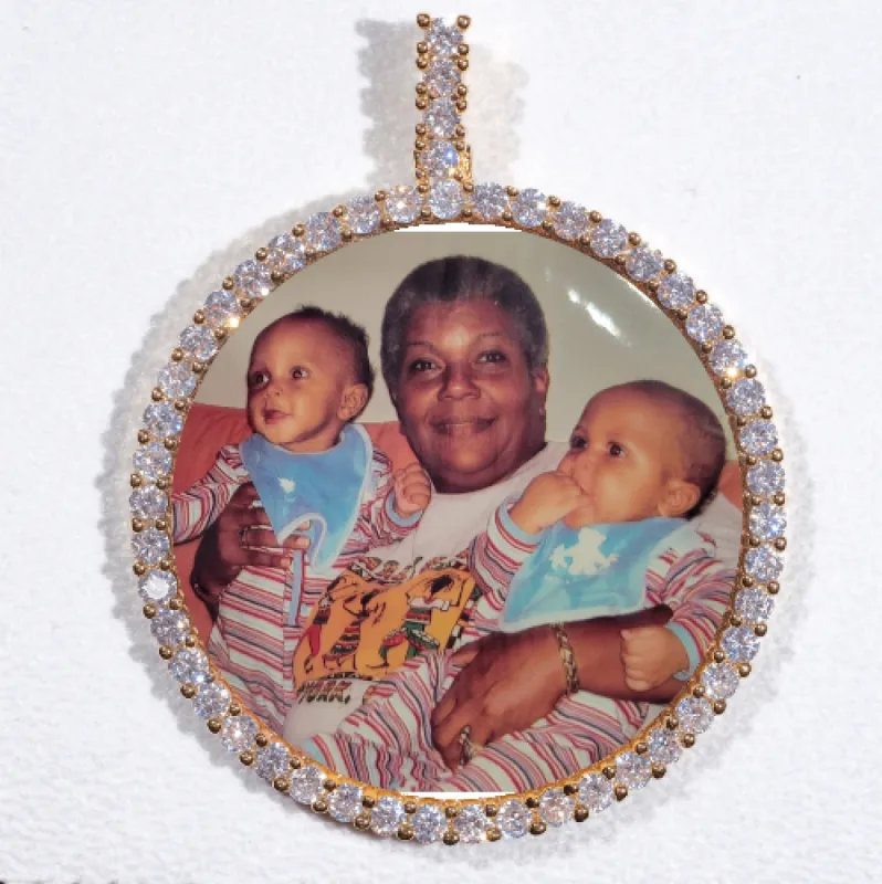 LARGE 3D CIRCLE CUSTOM PICTURE PENDANT sold by The GUU Shop