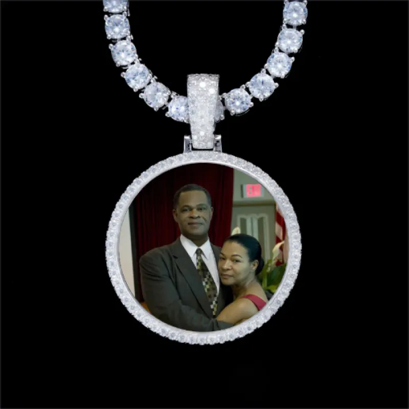 925S & VVS Moissanite 3D Circle Custom Picture Pendant sold by The GUU Shop
