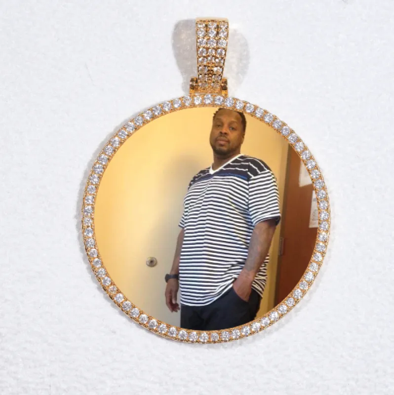 MEDIUM 3D CIRCLE CUSTOM PICTURE PENDANT sold by The GUU Shop