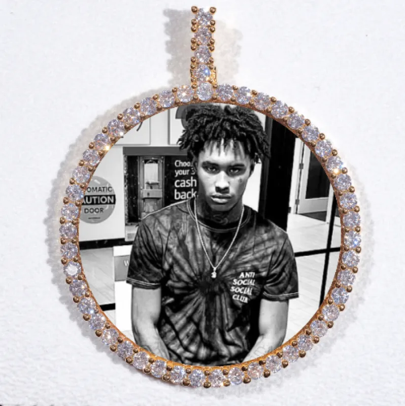 LARGE 3D CIRCLE CUSTOM PICTURE PENDANT made by The GUU Shop