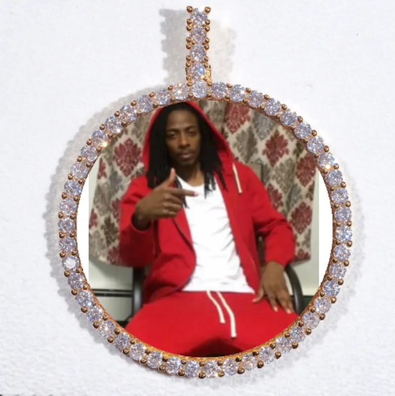 LARGE 3D CIRCLE CUSTOM PICTURE PENDANT made by The GUU Shop