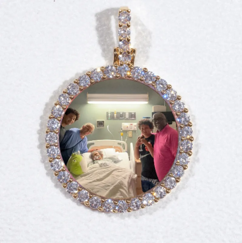 3D CIRCLE CUSTOM PICTURE PENDANT SMALL SIZE made by The GUU Shop