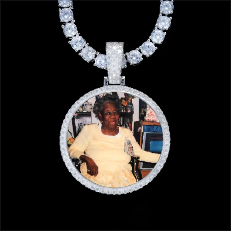 925S & VVS Moissanite 3D Circle Custom Picture Pendant sold by The GUU Shop