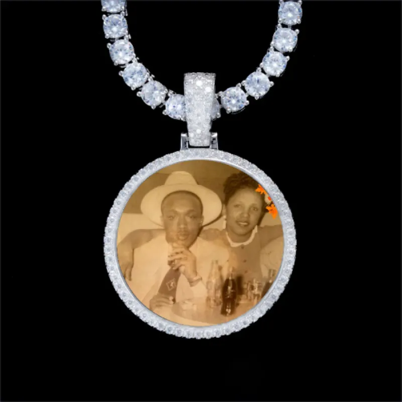 925S & VVS Moissanite 3D Circle Custom Picture Pendant sold by The GUU Shop