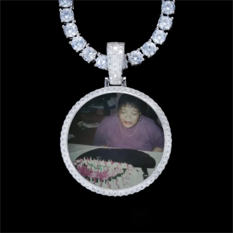 925S & VVS Moissanite 3D Circle Custom Picture Pendant sold by The GUU Shop