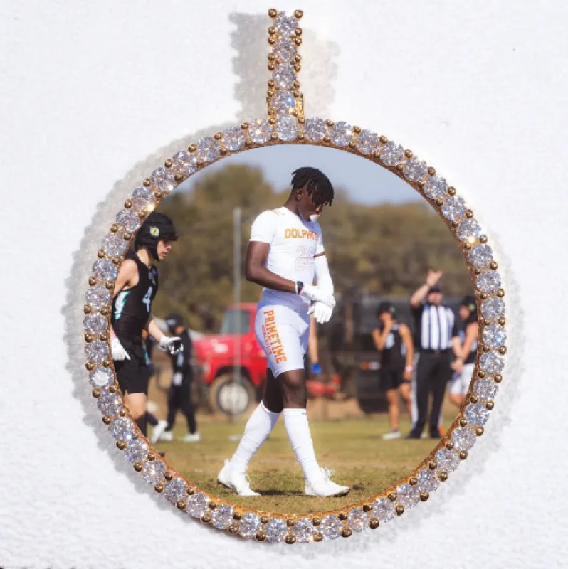 LARGE 3D CIRCLE CUSTOM PICTURE PENDANT made by The GUU Shop