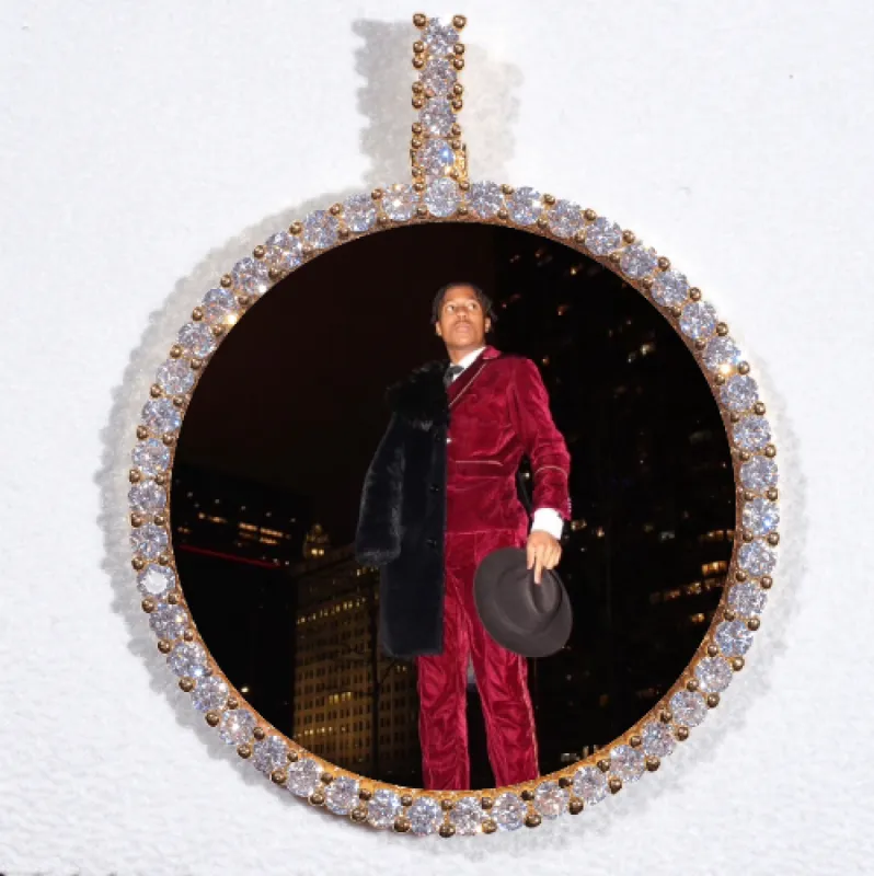 LARGE 3D CIRCLE CUSTOM PICTURE PENDANT sold by The GUU Shop