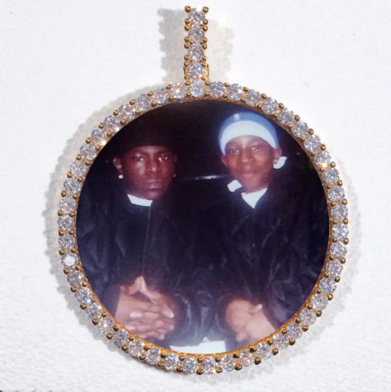 LARGE 3D CIRCLE CUSTOM PICTURE PENDANT made by The GUU Shop