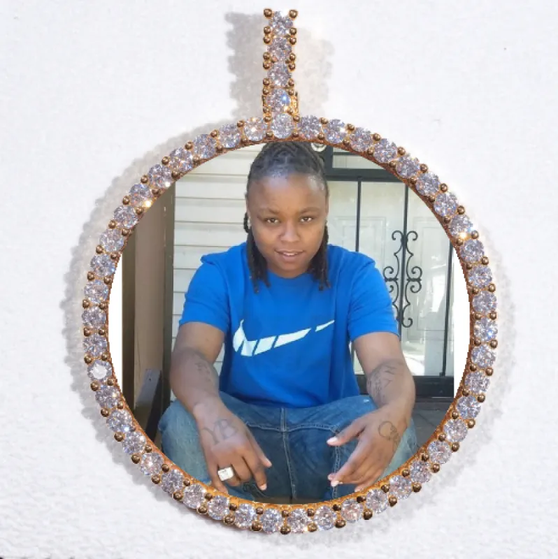 LARGE 3D CIRCLE CUSTOM PICTURE PENDANT made by The GUU Shop