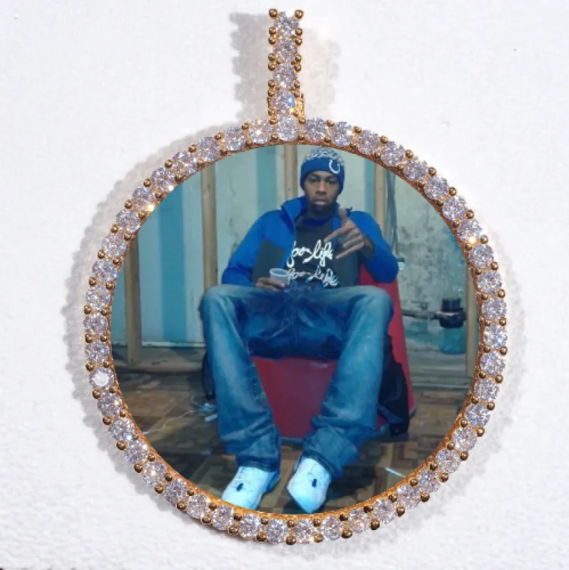 LARGE 3D CIRCLE CUSTOM PICTURE PENDANT made by The GUU Shop