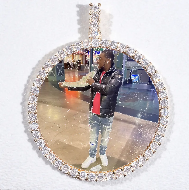 LARGE 3D CIRCLE CUSTOM PICTURE PENDANT made by The GUU Shop