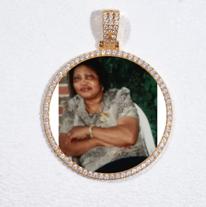 MEDIUM 3D CIRCLE CUSTOM PICTURE PENDANT sold by The GUU Shop