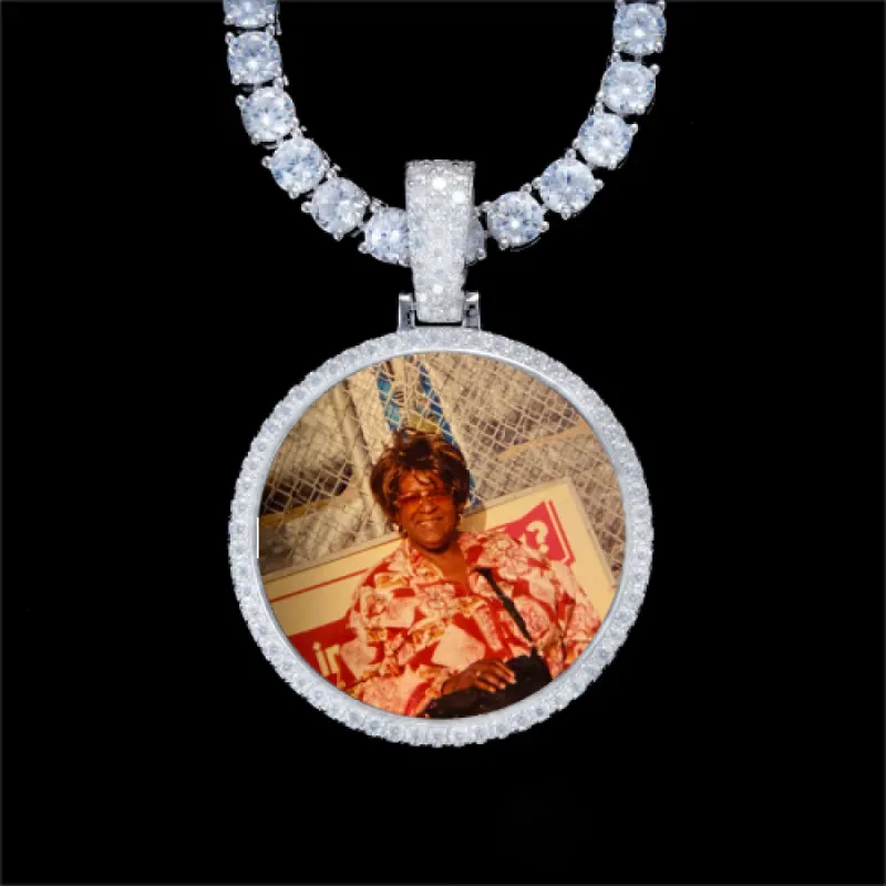 925S & VVS Moissanite 3D Circle Custom Picture Pendant sold by The GUU Shop