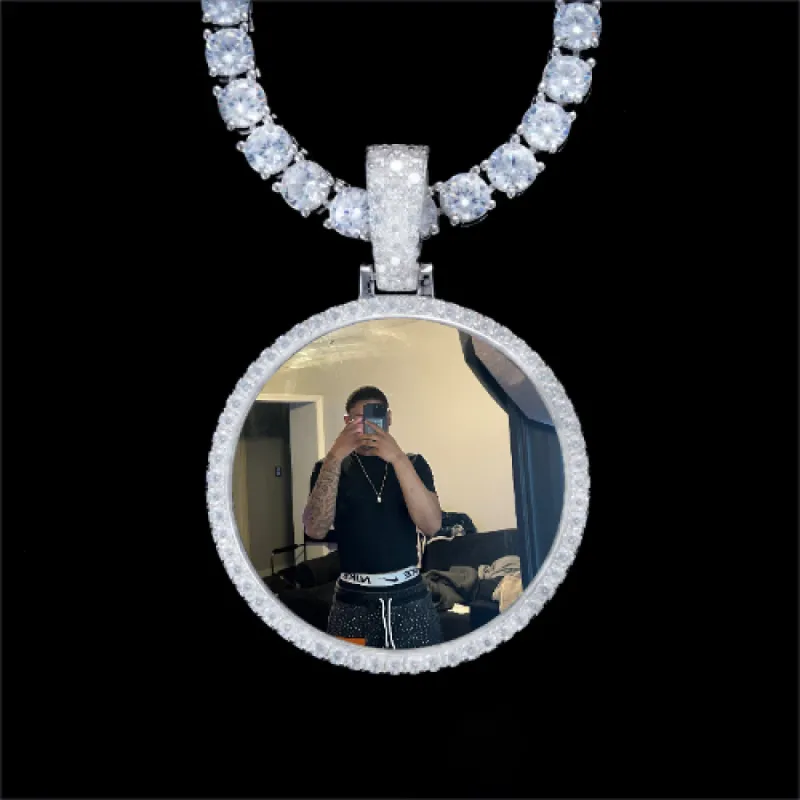 925S & VVS Moissanite 3D Circle Custom Picture Pendant made by The GUU Shop