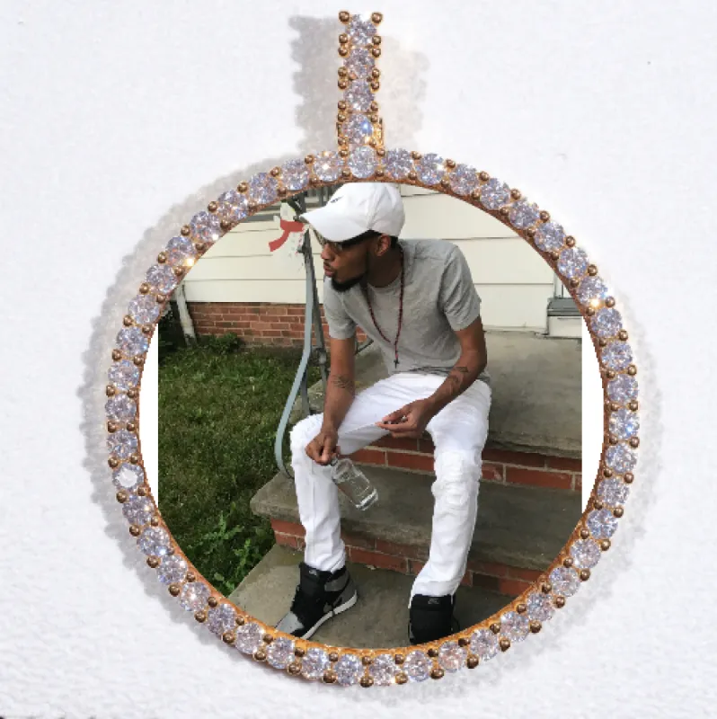 LARGE 3D CIRCLE CUSTOM PICTURE PENDANT made by The GUU Shop