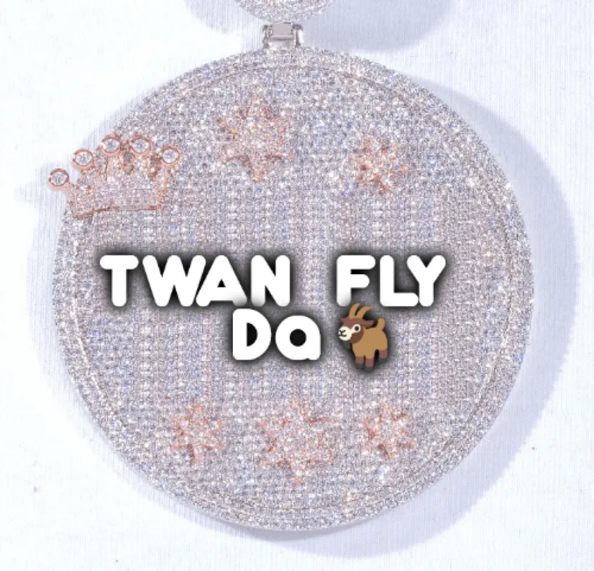 CUSTOM LETTER NECKLACE 3D BIG CROWN DISC made by The GUU Shop