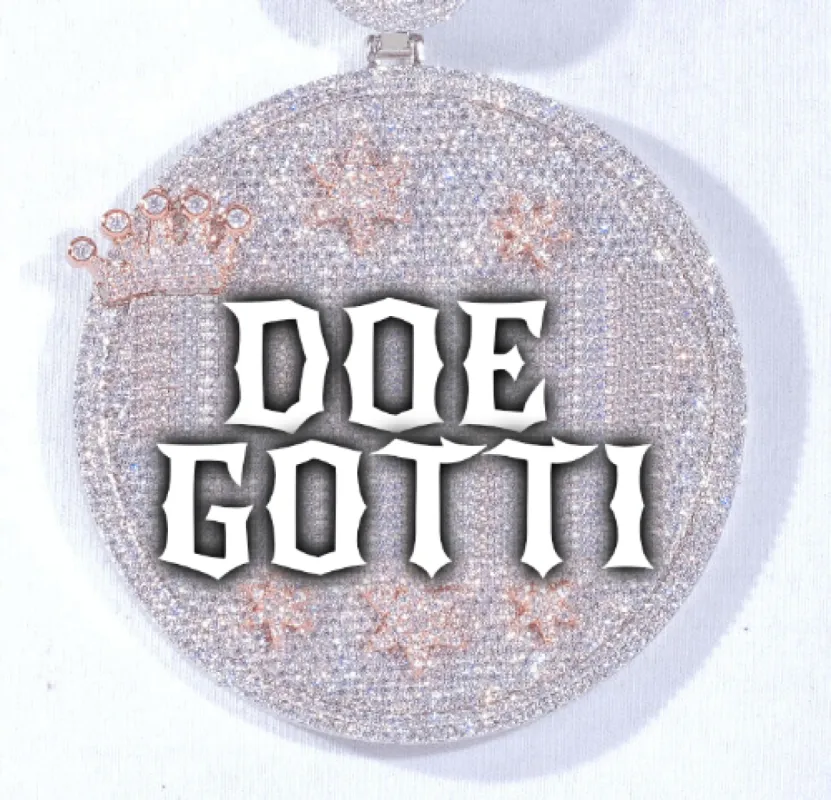 CUSTOM LETTER NECKLACE 3D BIG CROWN DISC made by The GUU Shop