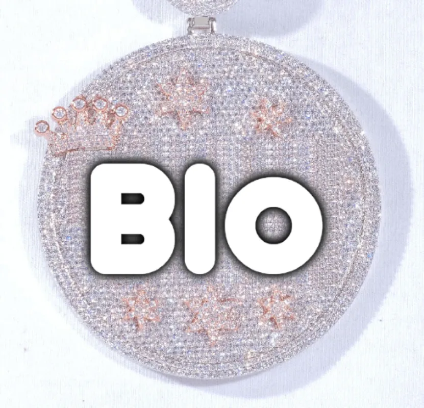 CUSTOM LETTER NECKLACE 3D BIG CROWN DISC sold by The GUU Shop