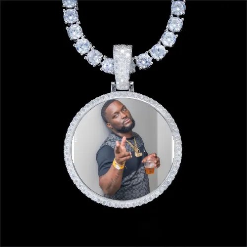 925S & VVS Moissanite 3D Circle Custom Picture Pendant sold by The GUU Shop