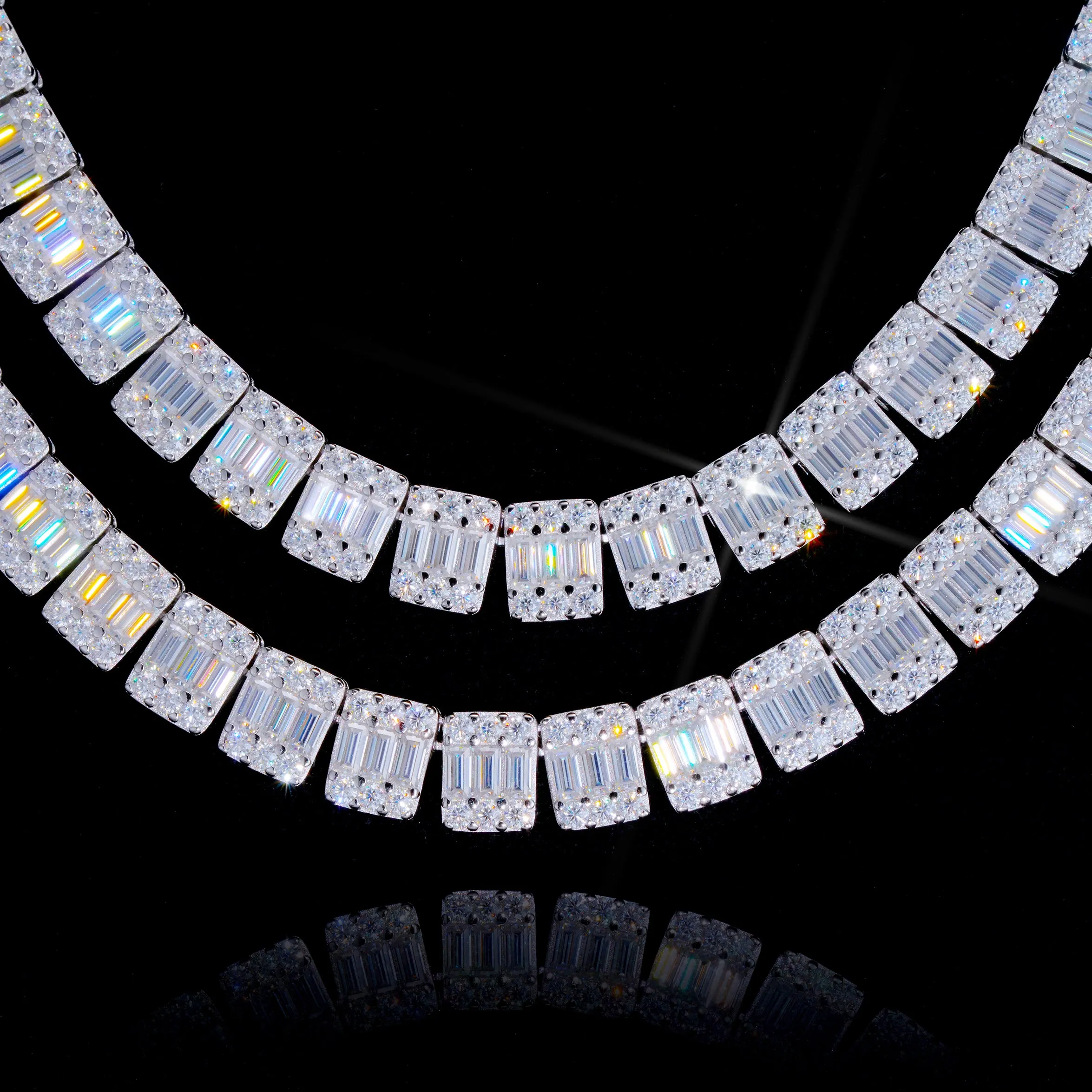 925S & VVS Moissanite 8MM Baguette Link Chain sold by The GUU Shop product image thumbnail 3