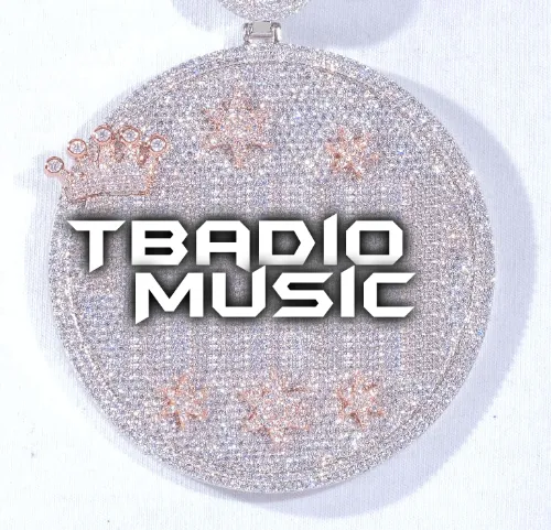 CUSTOM LETTER NECKLACE 3D BIG CROWN DISC sold by The GUU Shop