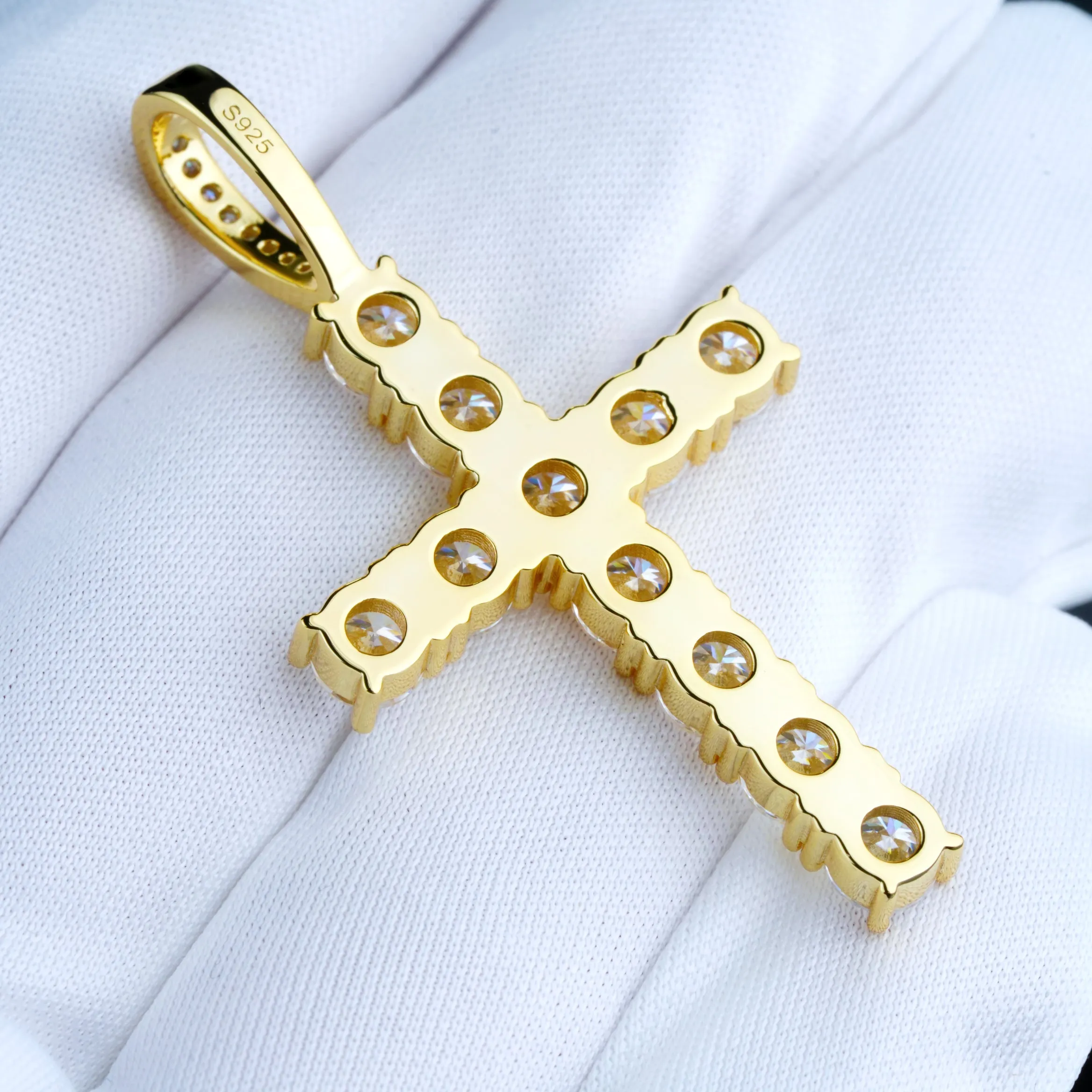4.51 Carat VVS Moissanite Cross In Gold sold by The GUU Shop product image thumbnail 2