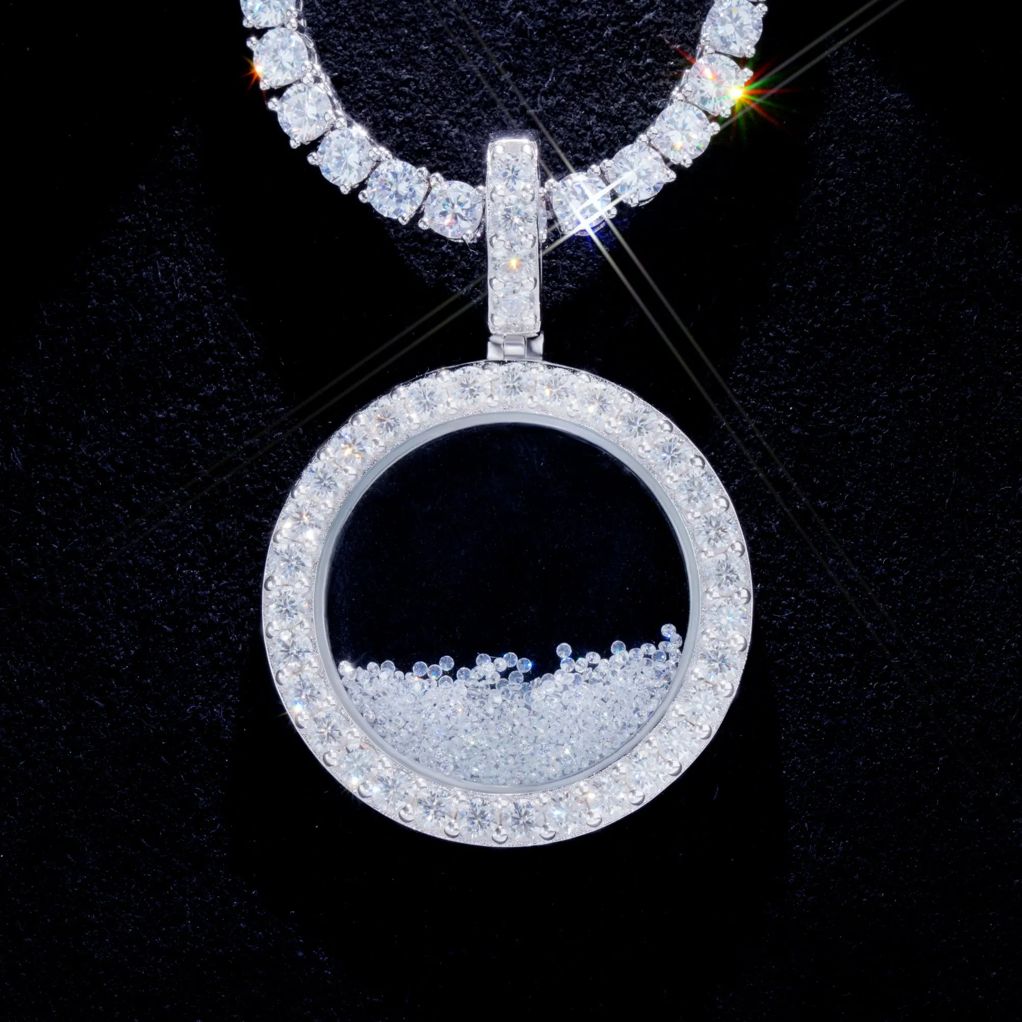 925S & VVS Moissanite Icy-Filled Necklace sold by The GUU Shop